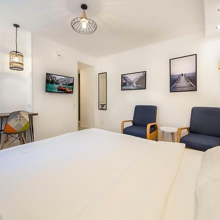 Dayflat Apartments Golden Gate Area キエフ エクステリア 写真