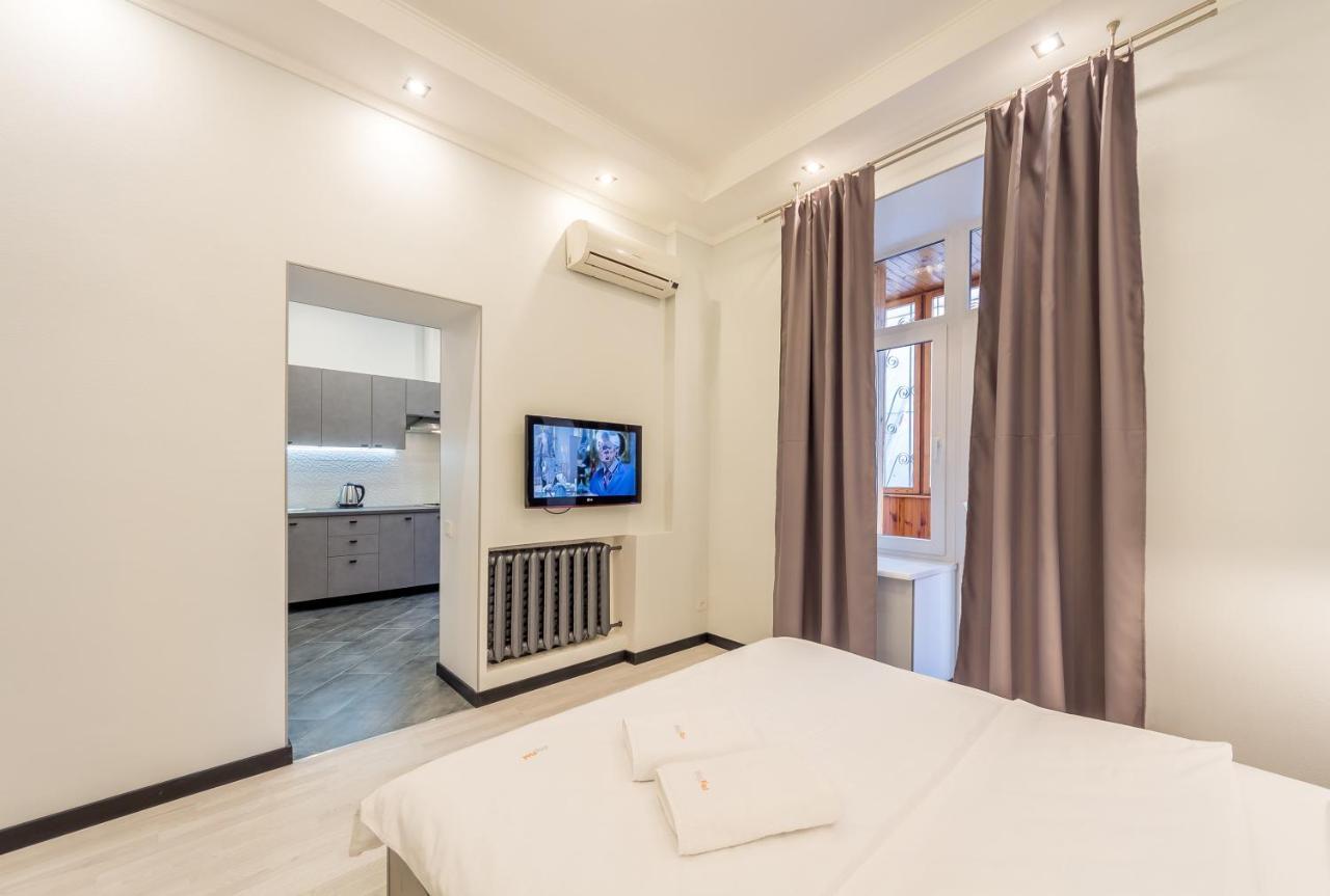 Dayflat Apartments Golden Gate Area キエフ エクステリア 写真